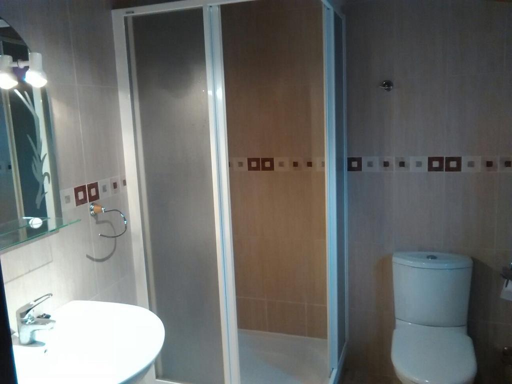 Apartamentos Turisticos Rosario Camarena de la Sierra Pokoj fotografie